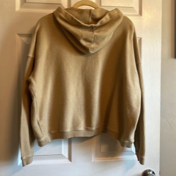 Aerie ribbed top size large - Picture 7 of 9